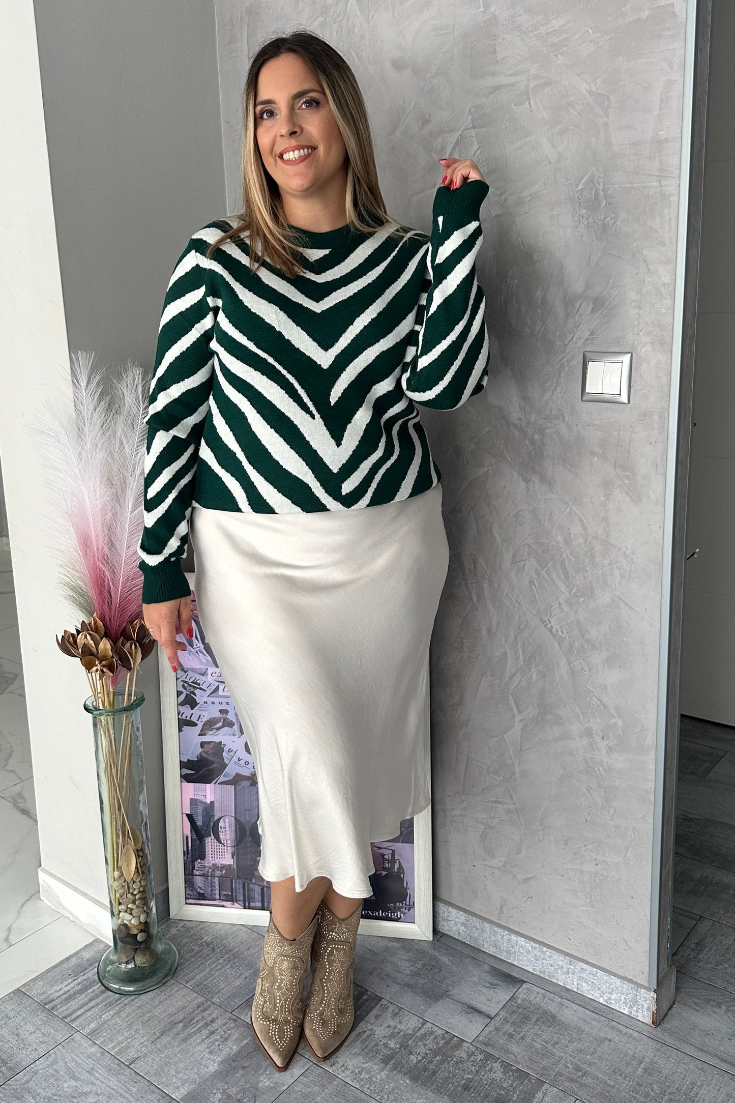 Falda Satinada Midi Beige