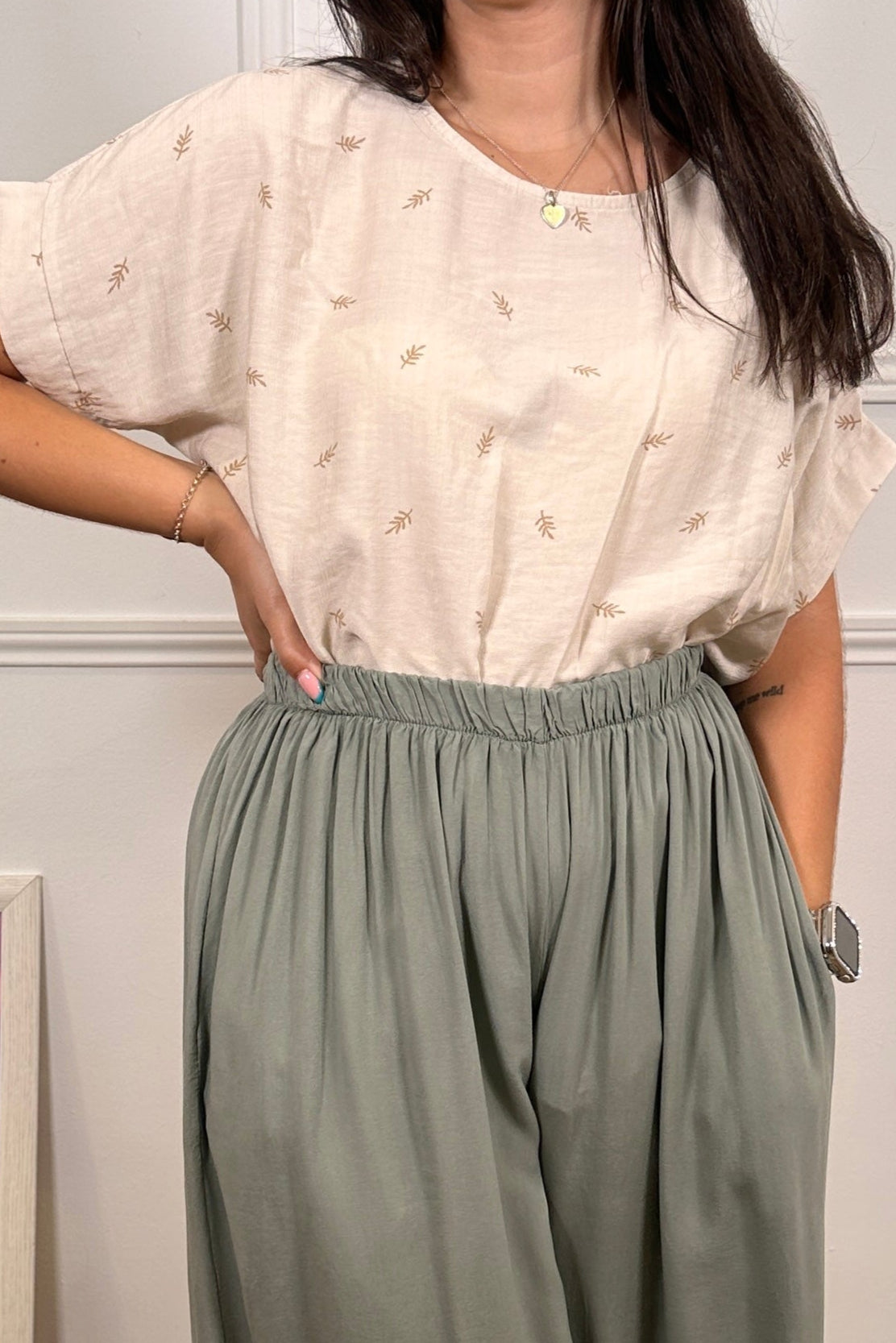 Blusa Nudo Hoja Beige