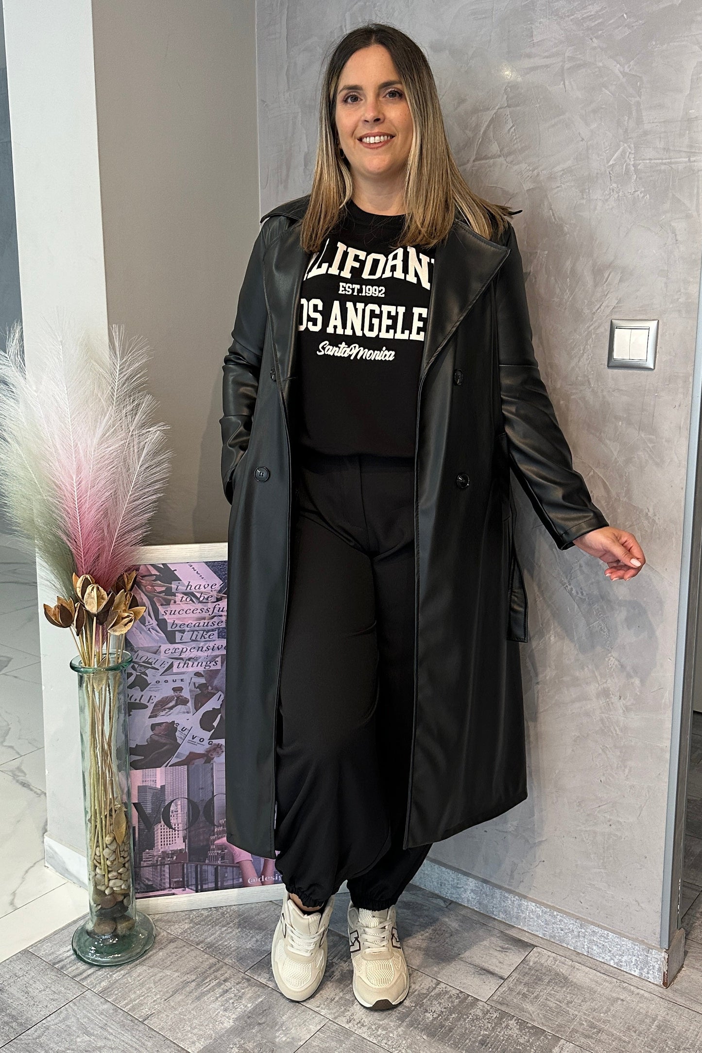 Trench Efecto Piel Negra